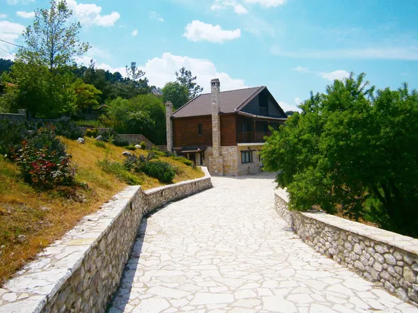 Three-Bedroom Villa for Sale in Kalavryta, Achaia — photo 3