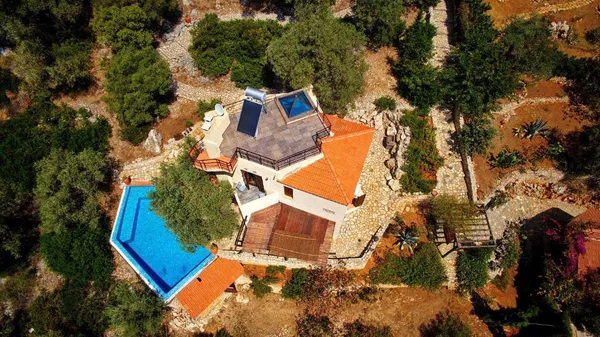 Sea-View Hotel for Sale in Alonnisos, Sporades Islands — photo 2