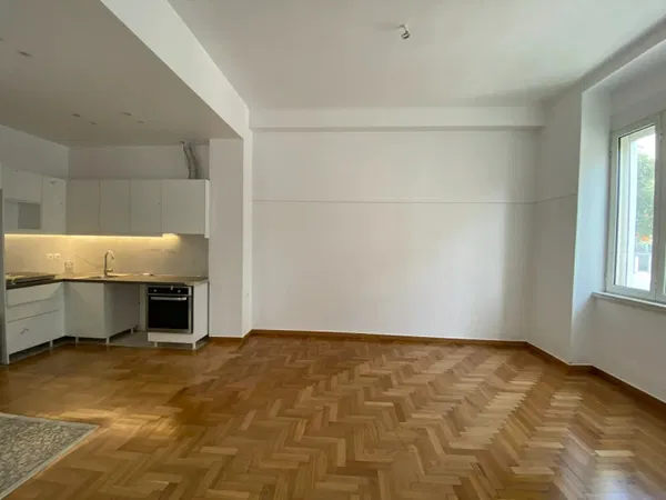 Renovated 134 m² Apartment with Three Bedrooms for Sale in Dafni, Athens Southern suburbs — photo 4