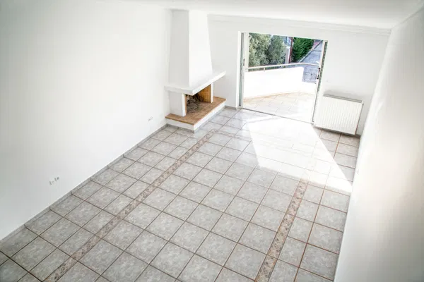 Three-Bedroom Renovated Apartment for Rent in Vrilissia, Athens Northern suburbs — photo 2