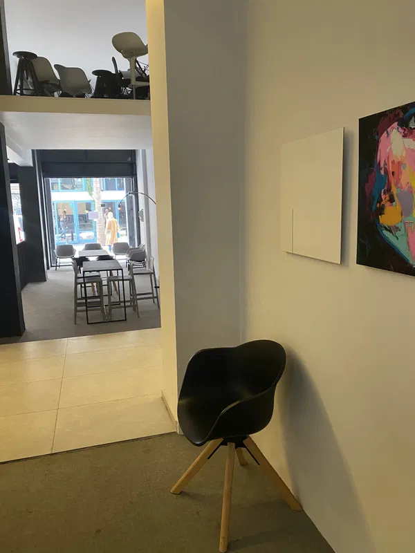 29 m² Business for Rent in Center Athens, Athens Center — photo 2