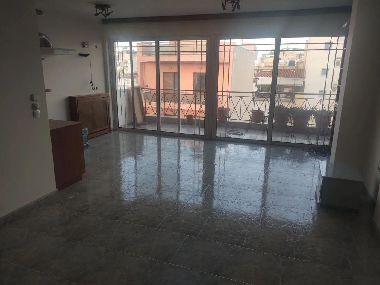 Renovated Building for Rent in Vyronas, Athens Eastern Suburbs