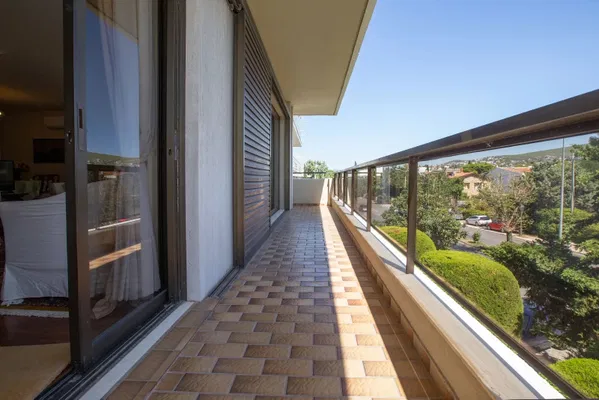130 m² Three-Bedroom Apartment for Rent in Kifisia, Athens Northern suburbs — photo 2