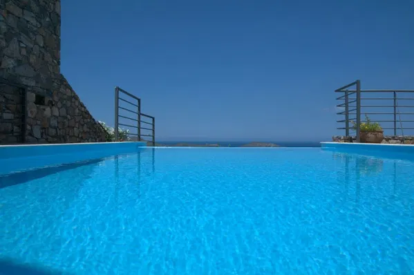 Sea View Three-Bedroom Villa for Sale in Elounda, Agios Nikolaos — photo 2