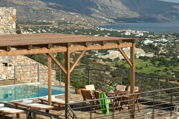Sea View Three-Bedroom Villa for Sale in Elounda, Agios Nikolaos — photo 4