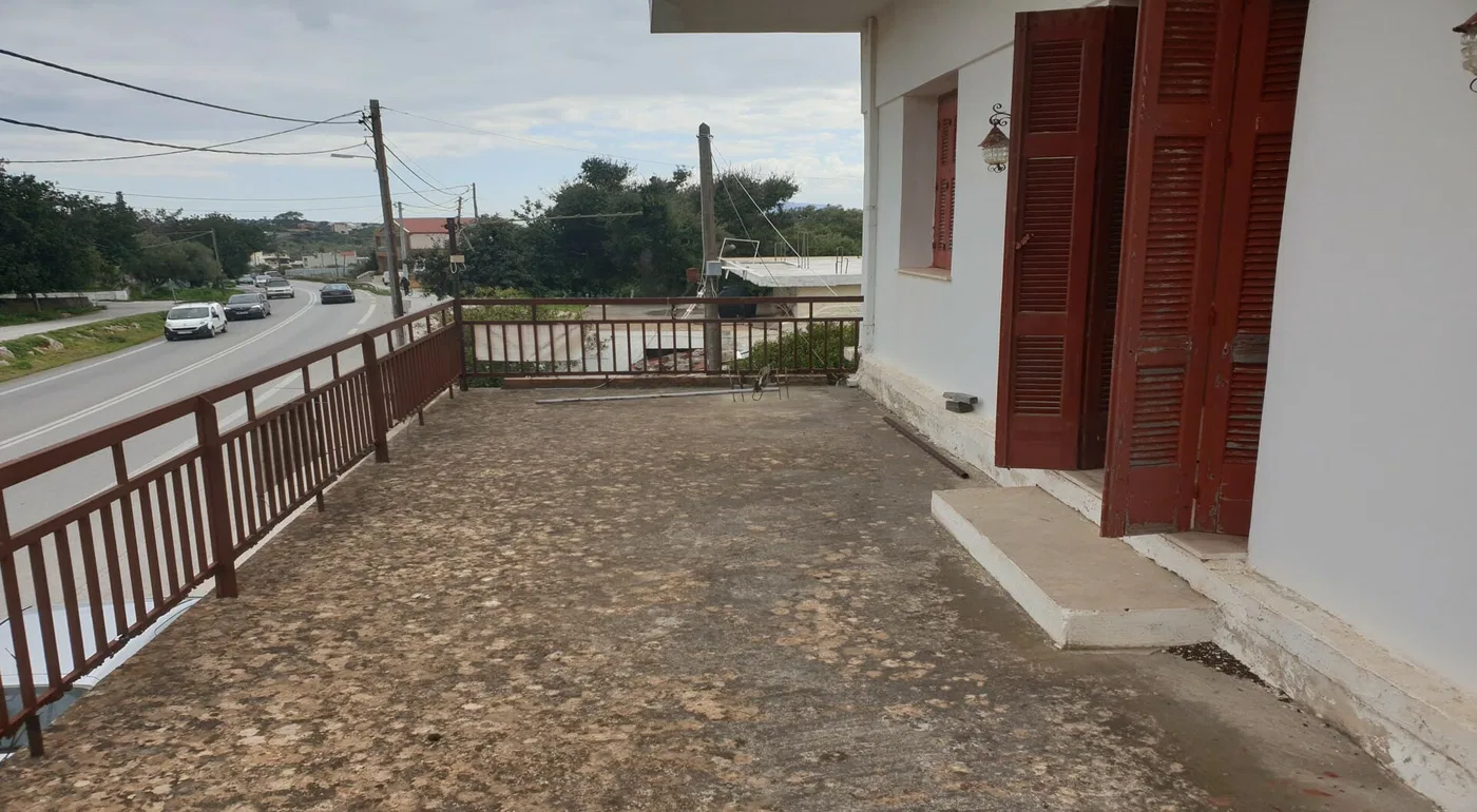 Sea-View Building for Sale in Pithari, Akrotiri