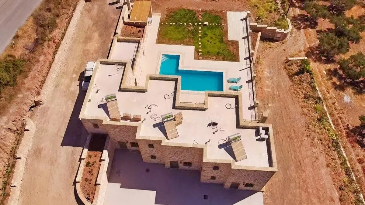 Seafront Hotel for Sale in Kissamos, Chania