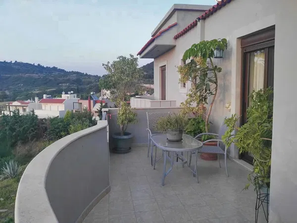 Sea-View 290 m² Villa with Four Bedrooms for Sale in Rhodes, Dodecanese Islands — photo 5
