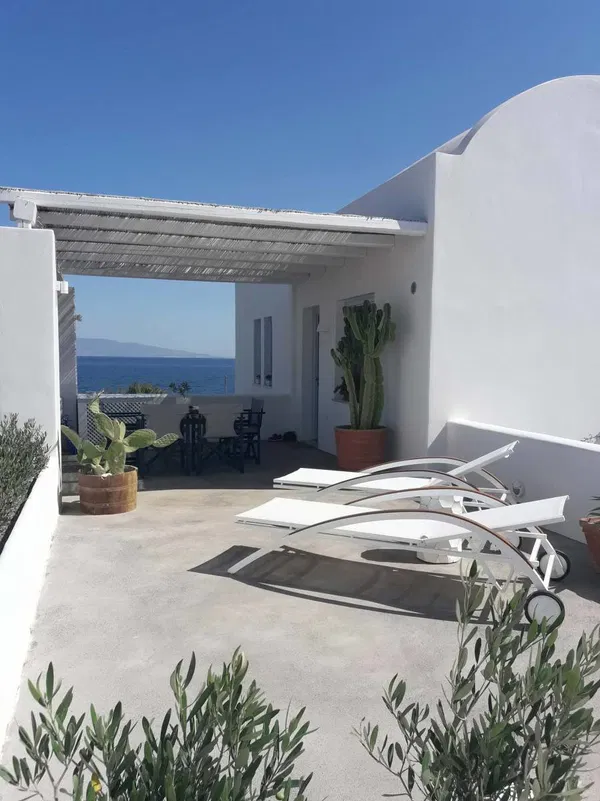 260 m² Sea View Hotel for Sale in Santorini, Cyclades — photo 4