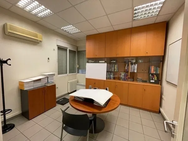 160 m² Business for Sale in Center Athens, Athens Center — photo 2