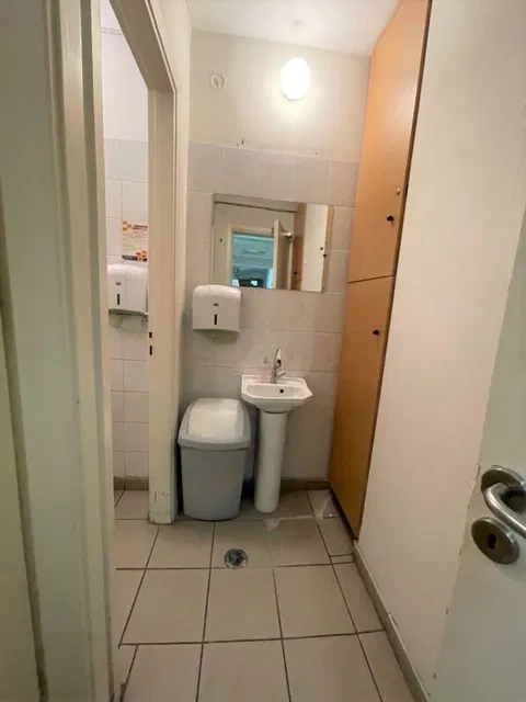160 m² Business for Sale in Center Athens, Athens Center — photo 5