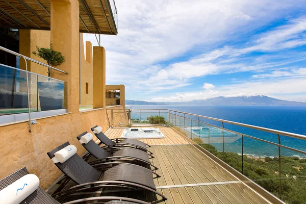 Sea View Four-Bedroom Villa for Sale in Kolymbari, Platanias — photo 4