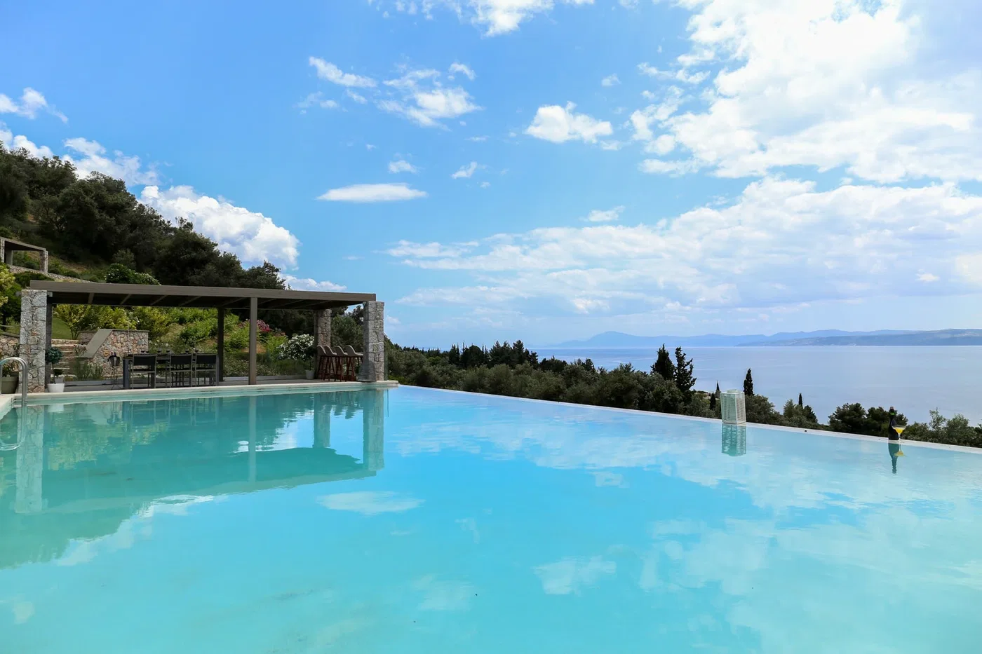 Sea-View Hotel for Sale in Evia, Sterea Hellas