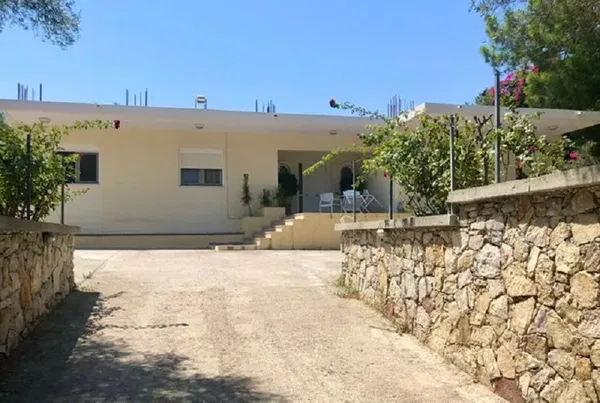 150 m² Three-Bedroom Villa for Sale in Rhodes, Dodecanese Islands — photo 3
