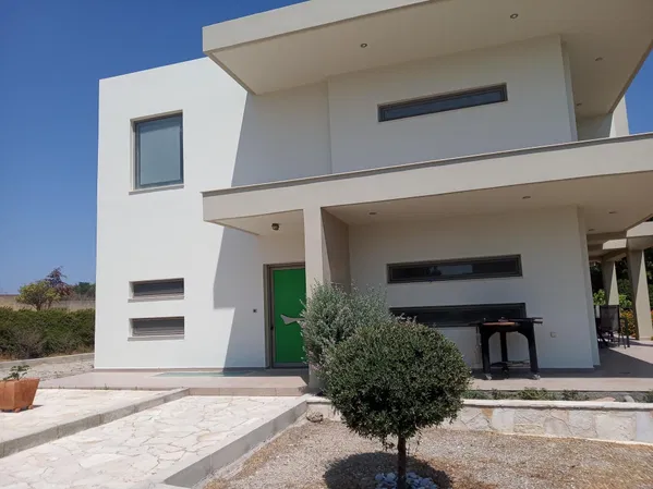 404 m² Villa with Four Bedrooms for Sale in Rhodes, Dodecanese Islands — photo 3
