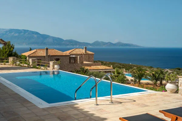 42000 m² Sea-View Hotel for Sale in Zakynthos, Ionian Islands — photo 3