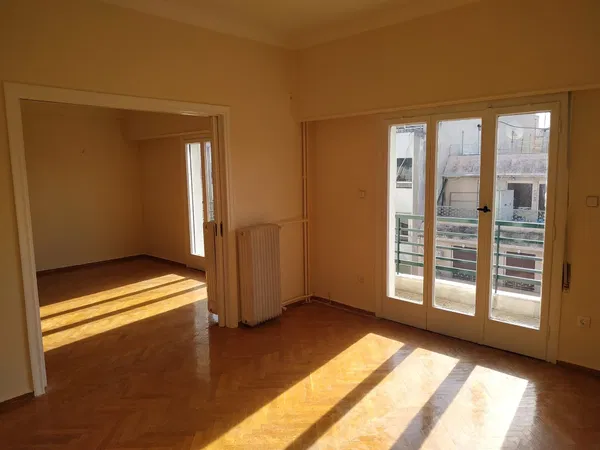 Three-Bedroom Apartment for Sale in Center Athens, Athens Center — photo 2