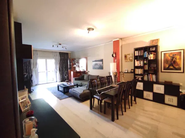 96 m² Two-Bedroom Renovated Apartment for Sale in Nea Smyrni, Athens Southern suburbs — photo 2