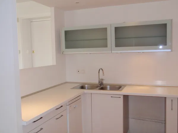 102 m² Three-Bedroom Apartment for Sale in Vari - Varkiza, Athens Southern suburbs — photo 4