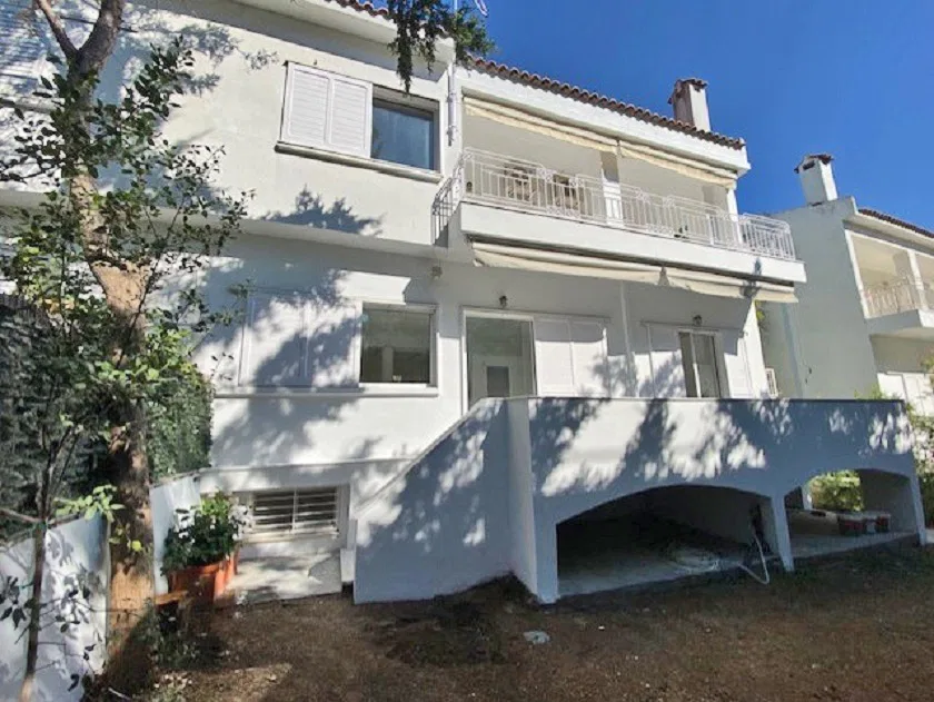 240 m² Three-Bedroom Apartment for Sale in Kifisia, Athens Northern suburbs