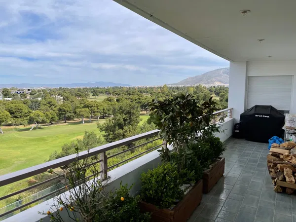 Sea View 170 m² Apartment with Three Bedrooms for Sale in Glyfada, Athens Southern suburbs — photo 3