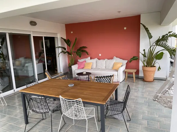 Sea View 170 m² Apartment with Three Bedrooms for Sale in Glyfada, Athens Southern suburbs — photo 4