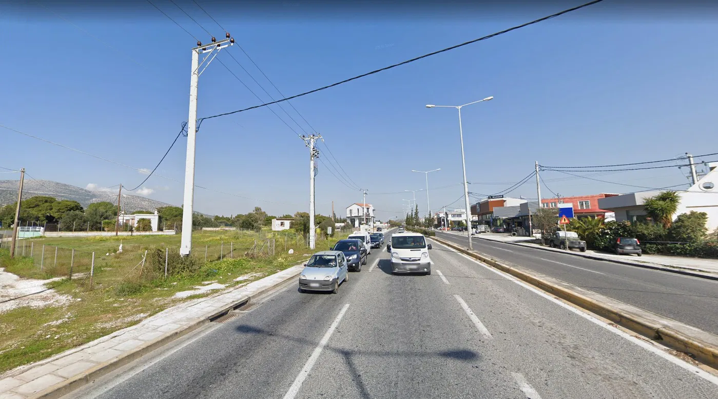800 m² Plot for Sale in Vari - Varkiza, Athens Southern suburbs