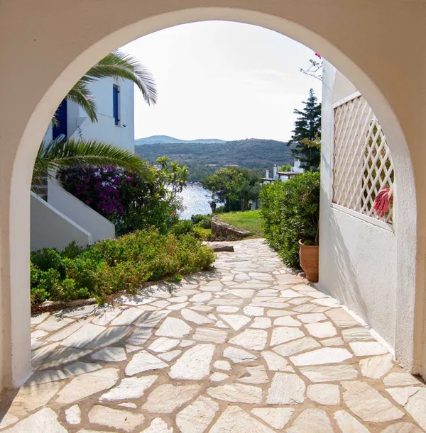 90 m² Villa with Two Bedrooms for Rent in Sounio, Attica — photo 3
