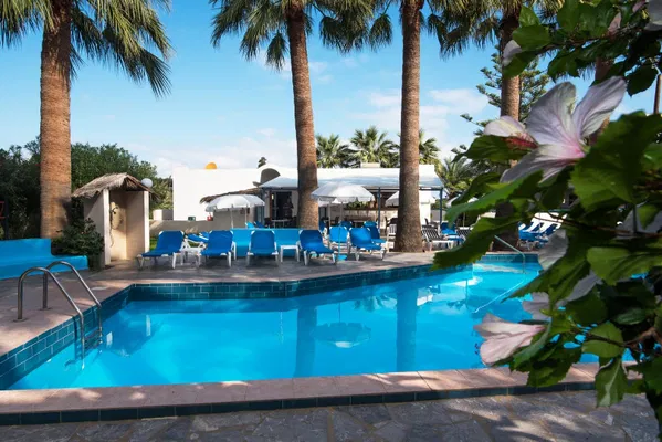 1900 m² Hotel for Sale in Heraklion — photo 4