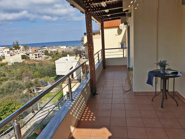185 m² Sea View Three-Bedroom Villa for Sale in Agia Marina, Chania