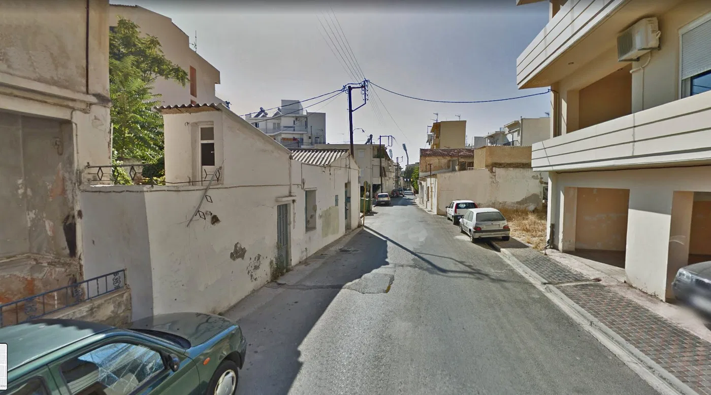 175 m² Plot for Sale in Chania