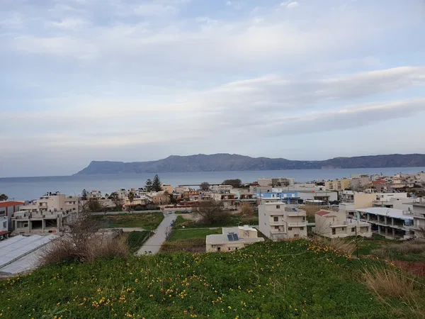 Sea-View 665 m² Plot for Sale in Kissamos, Chania