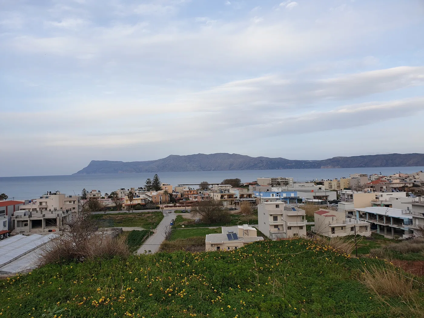 Sea-View 665 m² Plot for Sale in Kissamos, Chania