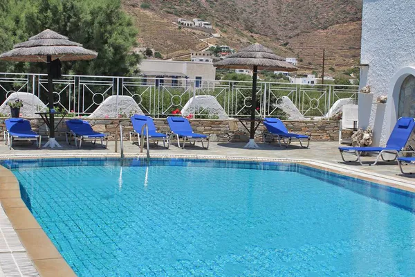 Sea-View Hotel for Sale in Ios, Cyclades — photo 2