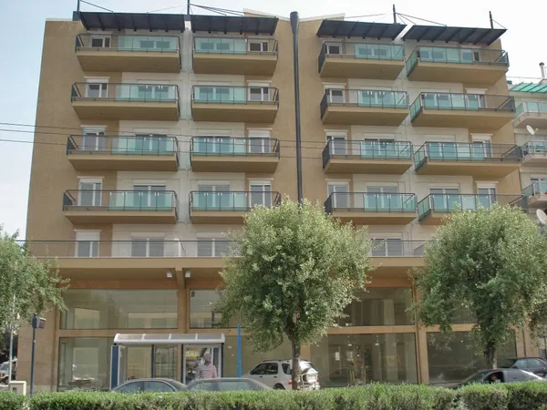 165 m² Business for Sale in Center Thessaloniki, Thessaloniki