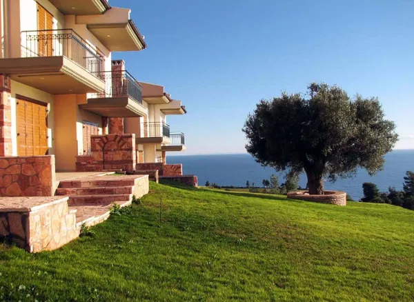 Two-Bedroom Sea View Villa for Sale in Halkidiki — photo 3