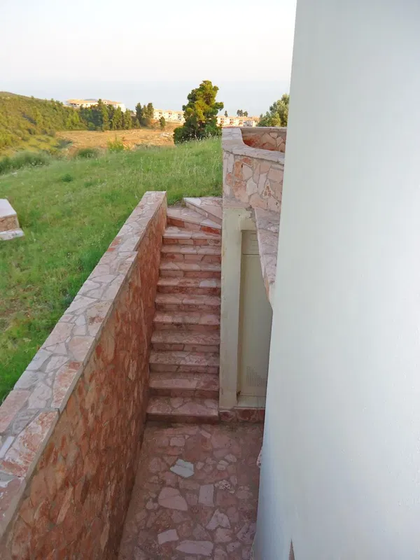 111 m² Two-Bedroom Sea View Villa for Sale in Halkidiki — photo 4