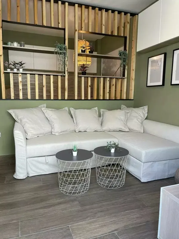 75 m² Renovated Two-Bedroom Apartment for Sale in Ampelokipoi, Athens Center — photo 2