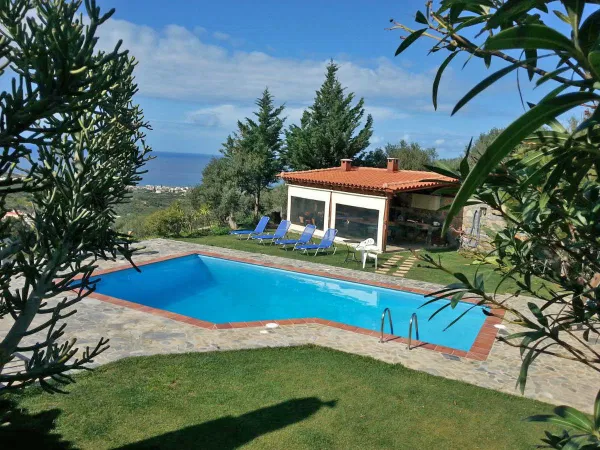 Sea View Eight-Bedroom Apartment for Sale in Milatos, Agios Nikolaos — photo 2