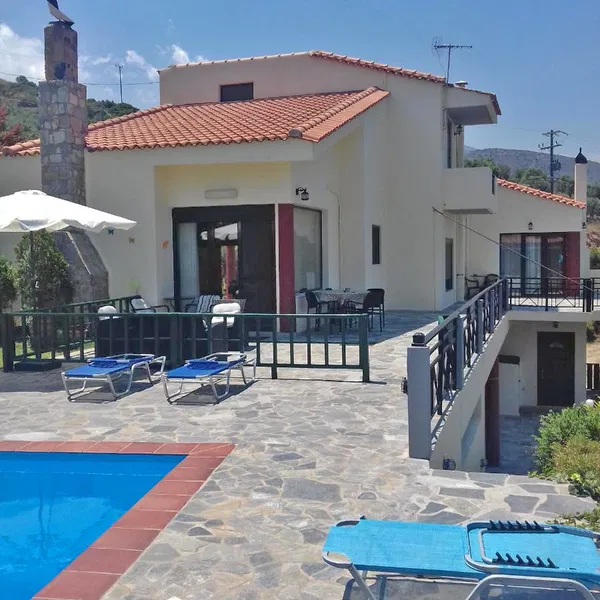 Sea View Eight-Bedroom Apartment for Sale in Milatos, Agios Nikolaos — photo 4