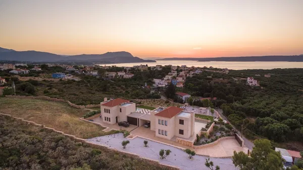 Three-Bedroom Villa for Sale in Plaka Apokoronas, Apokoronas — photo 4