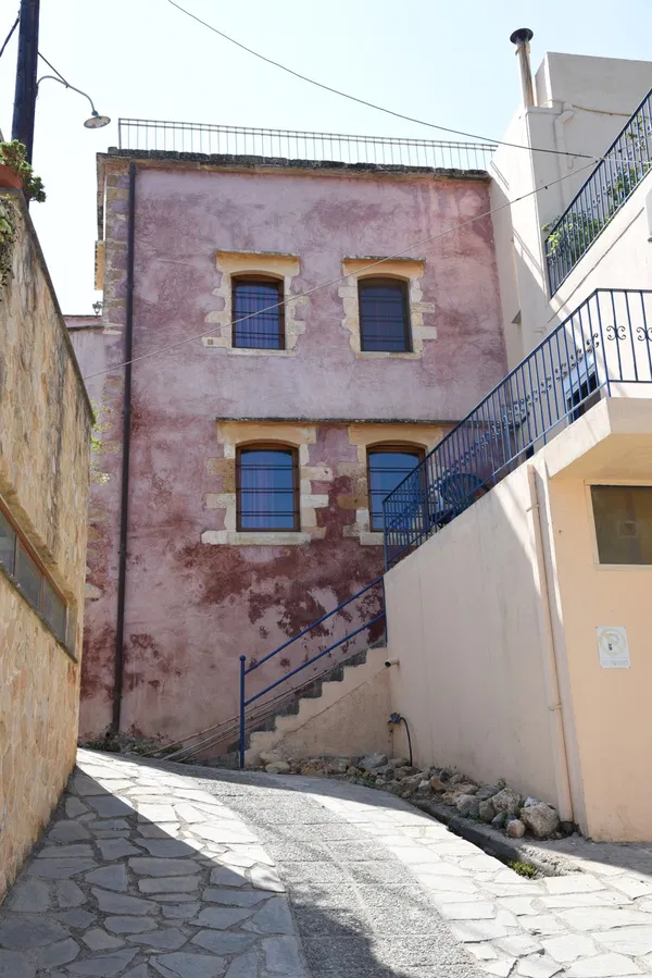 100 m² Villa with Two Bedrooms for Sale in Perivolia, Chania — photo 4