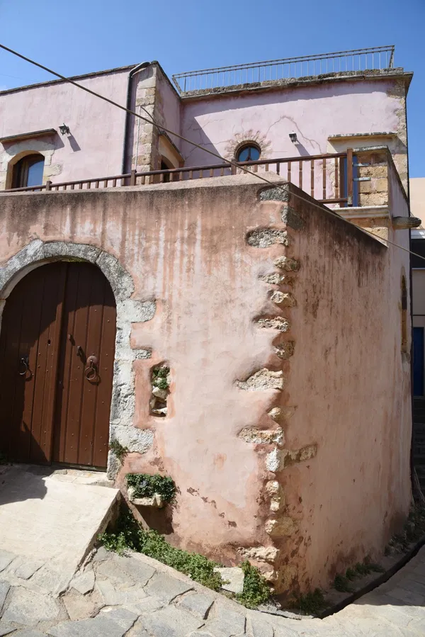100 m² Villa with Two Bedrooms for Sale in Perivolia, Chania — photo 2