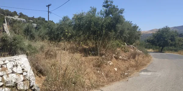 1,690 m² Plot of Land for Sale in Mylopotamos Rethymno, Mylopotamos