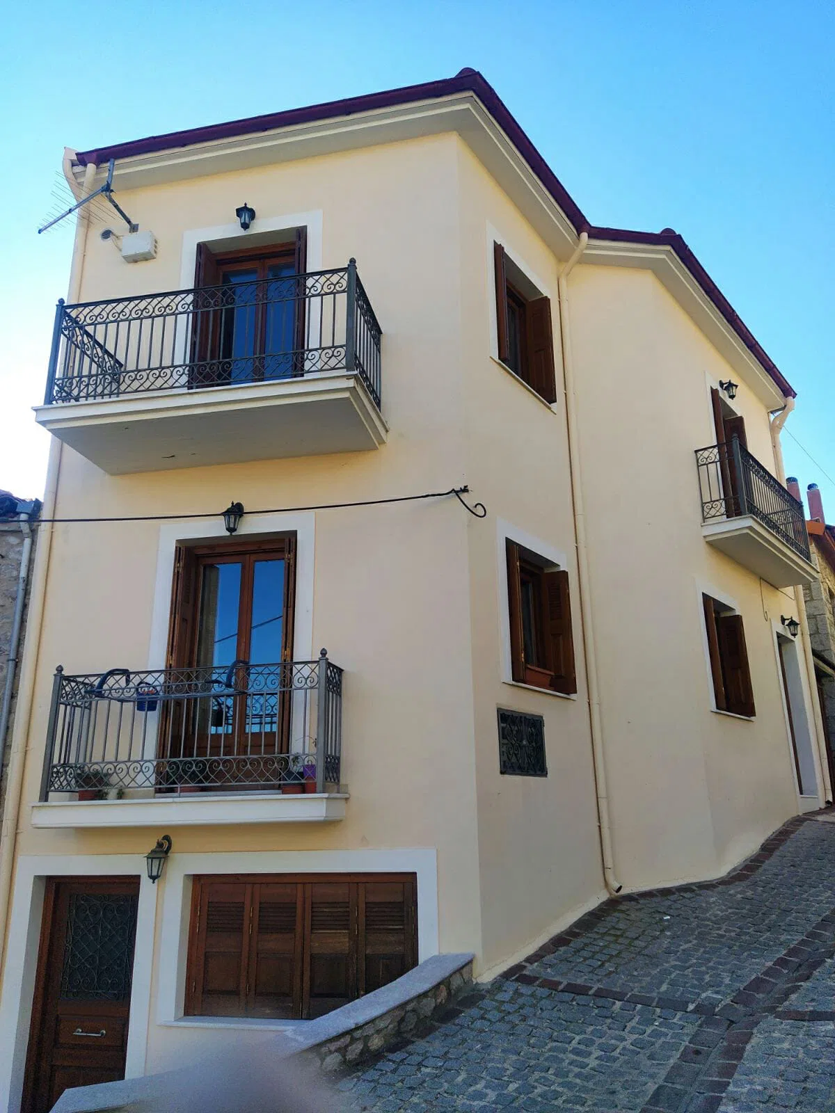 Building for Sale in Arachova, Boeotia