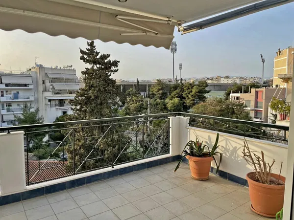Renovated 130 m² Apartment with Three Bedrooms for Sale in Nea Smyrni, Athens Southern suburbs — photo 2