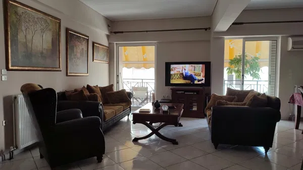 Three-Bedroom Apartment for Sale in Drapetsona, Piraeus — photo 2