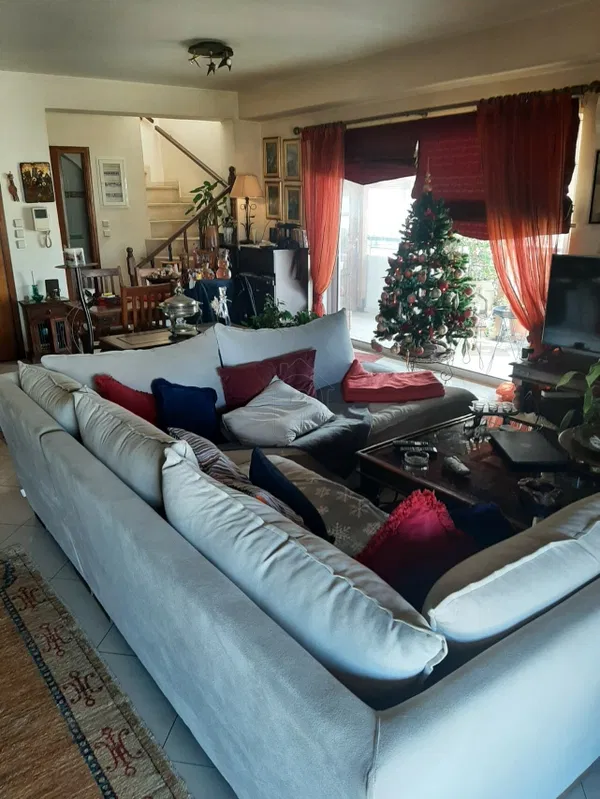120 m² Apartment with Three Bedrooms for Sale in Piraeus, Piraeus Suburbs — photo 2