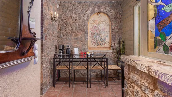 305 m² Hotel for Sale in Arachova, Boeotia — photo 5