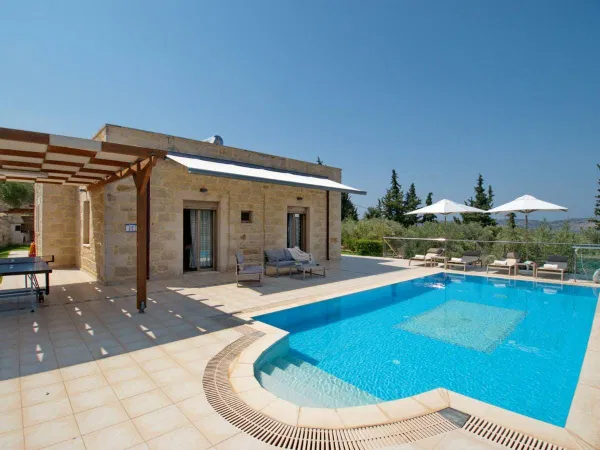 Sea View 123 m² Villa with Two Bedrooms for Sale in Filippos, Apokoronas
